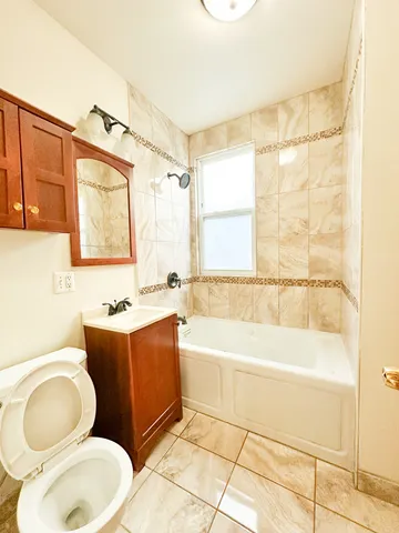 $1,900 | 7532 South Vernon Avenue, Chicago, IL 60619