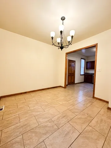 $1,900 | 7532 South Vernon Avenue, Chicago, IL 60619