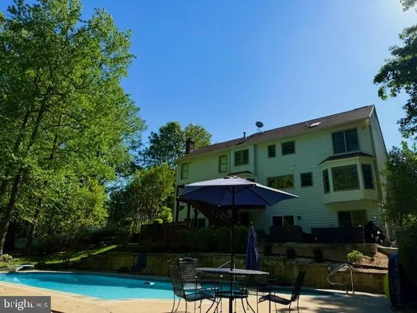 $815,000 | 100 Boscobel Road, Fredericksburg, VA 22405