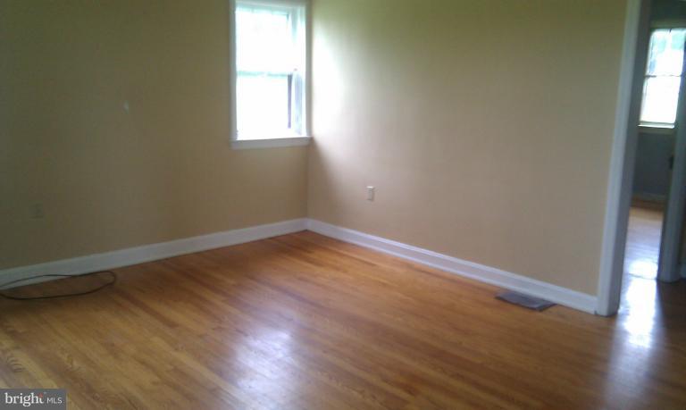 7423 Kabletown Road Charles Town, WV 25414 - Photo 2 of 6 Dining Room