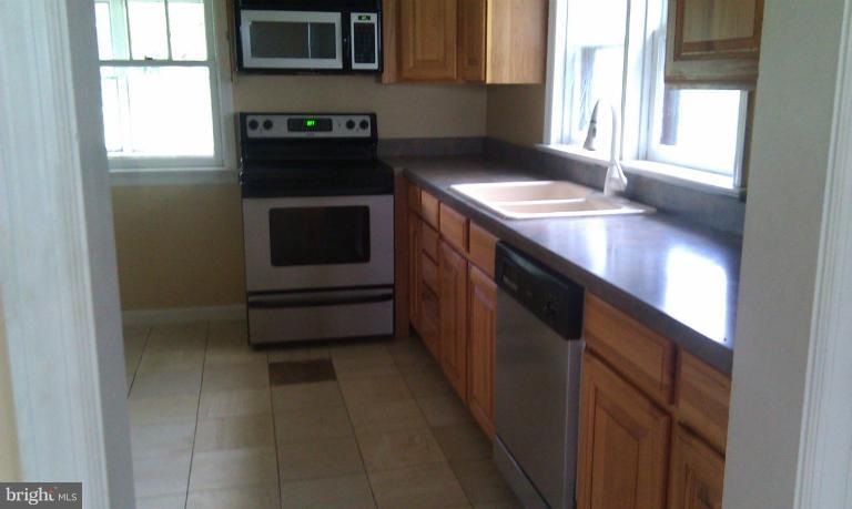 7423 Kabletown Road Charles Town, WV 25414 - Photo 5 of 6 Kitchen