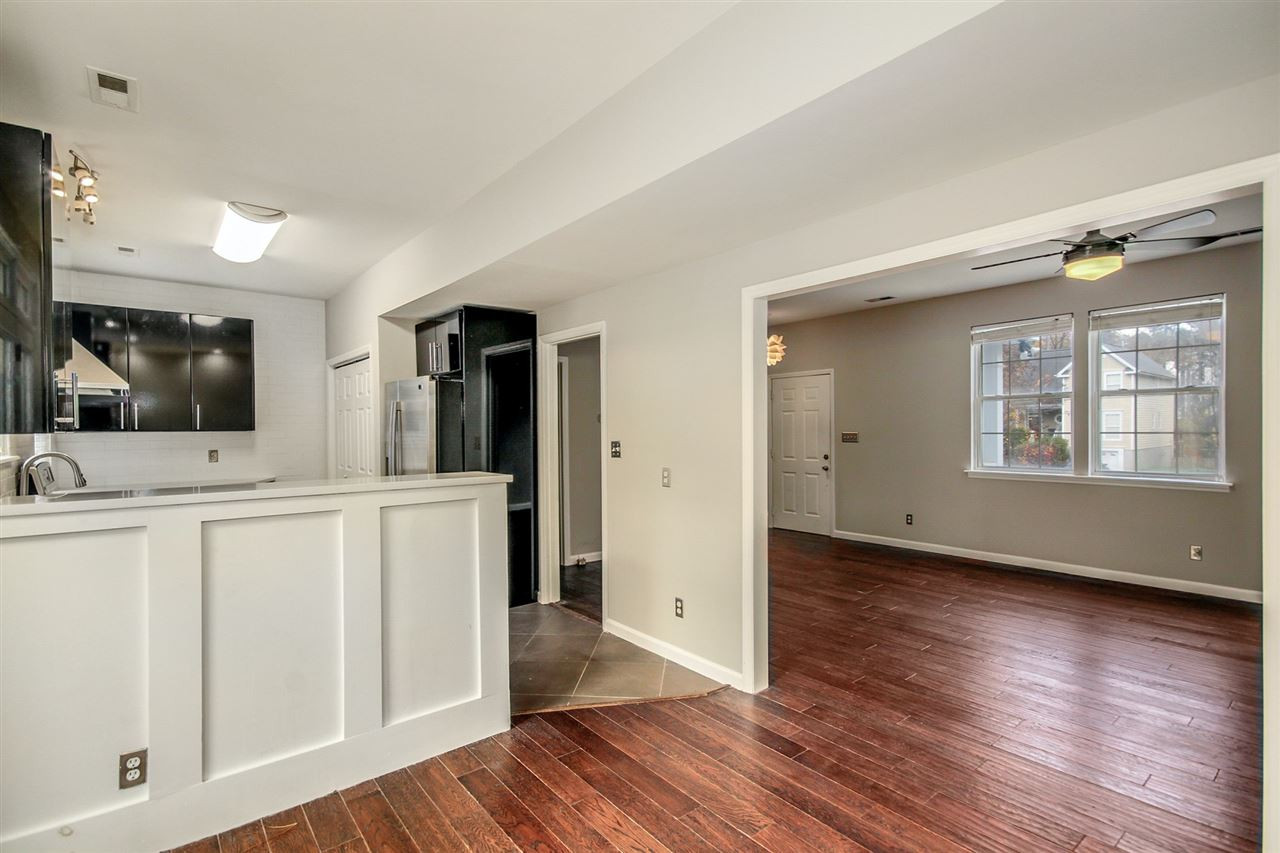 2131 Bellaire Avenue Raleigh, NC 27608 - Photo 7 of 27 Photo 7