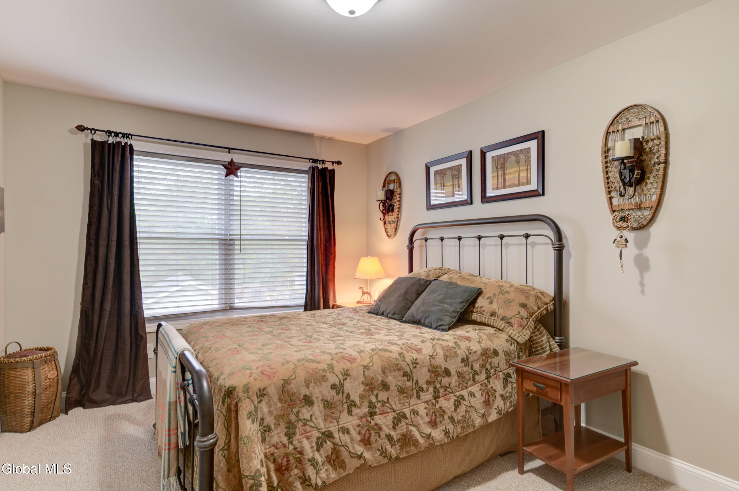 212 Lisha Kill Road Schenectady, NY 12309 - Photo 23 of 50 212 Lisha Kill Rd-22