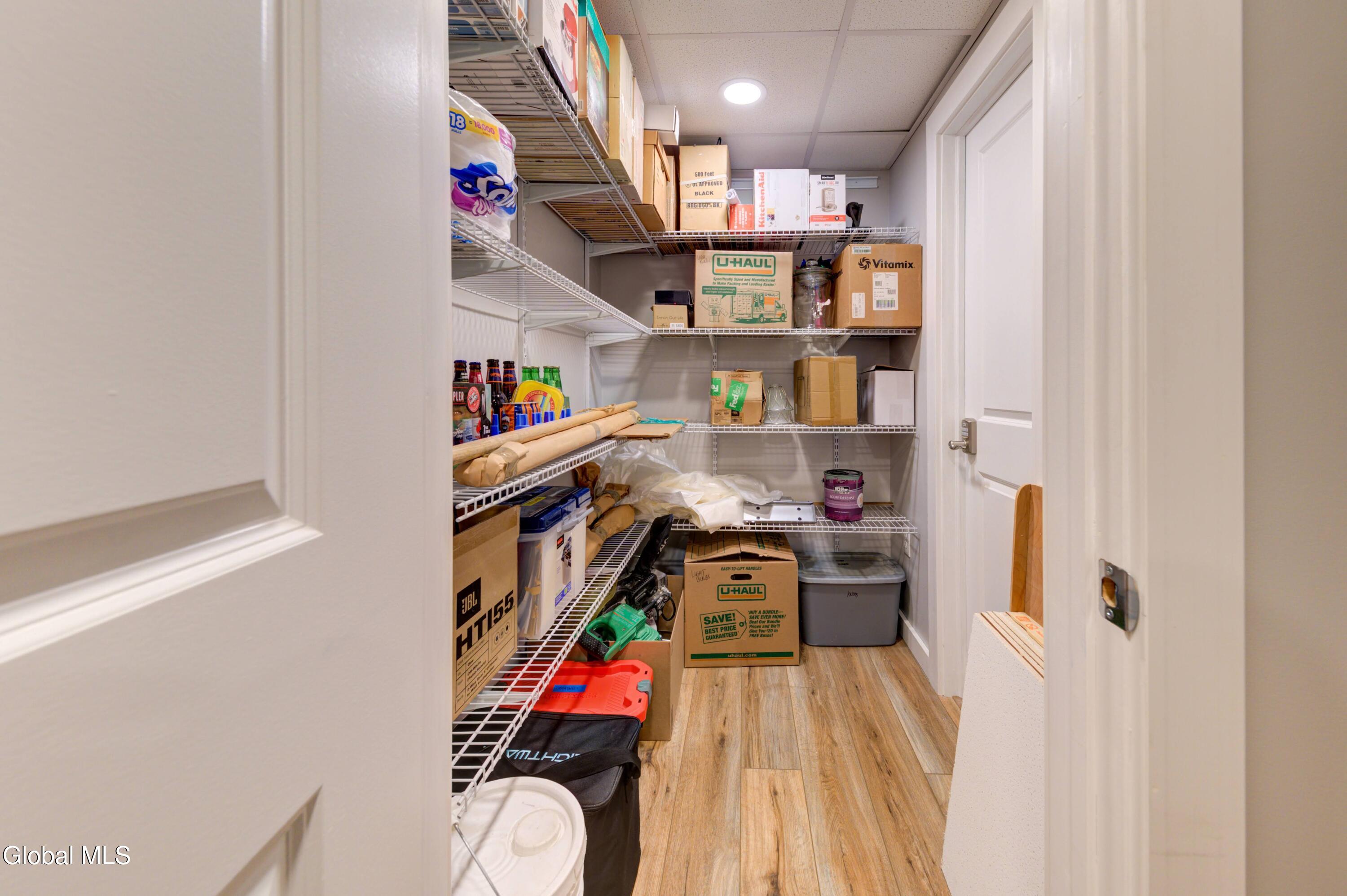 212 Lisha Kill Road Schenectady, NY 12309 - Photo 38 of 50 212 Lisha Kill Rd-4