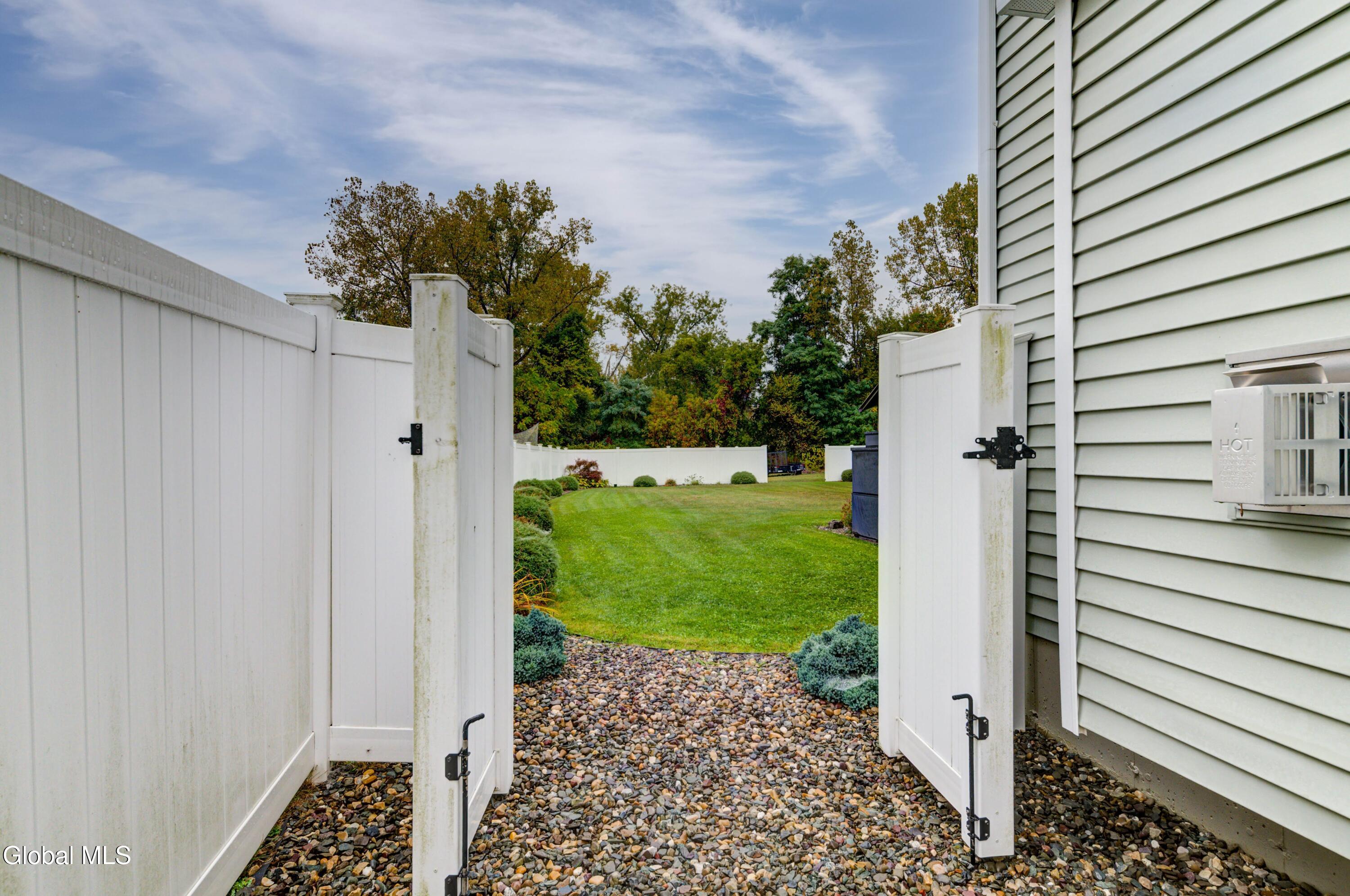 212 Lisha Kill Road Schenectady, NY 12309 - Photo 41 of 50 212 Lisha Kill Rd-40
