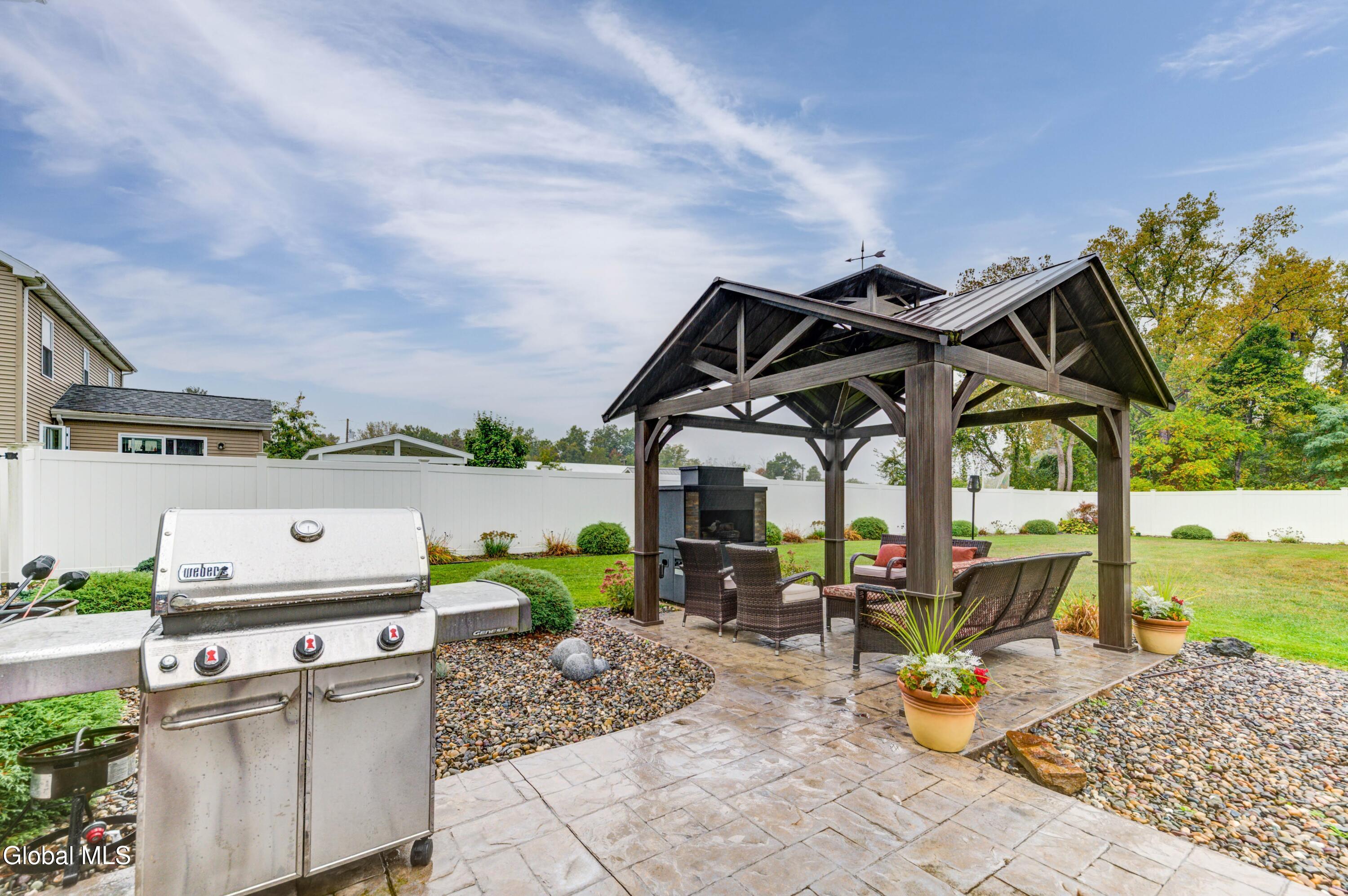 212 Lisha Kill Road Schenectady, NY 12309 - Photo 45 of 50 212 Lisha Kill Rd-47