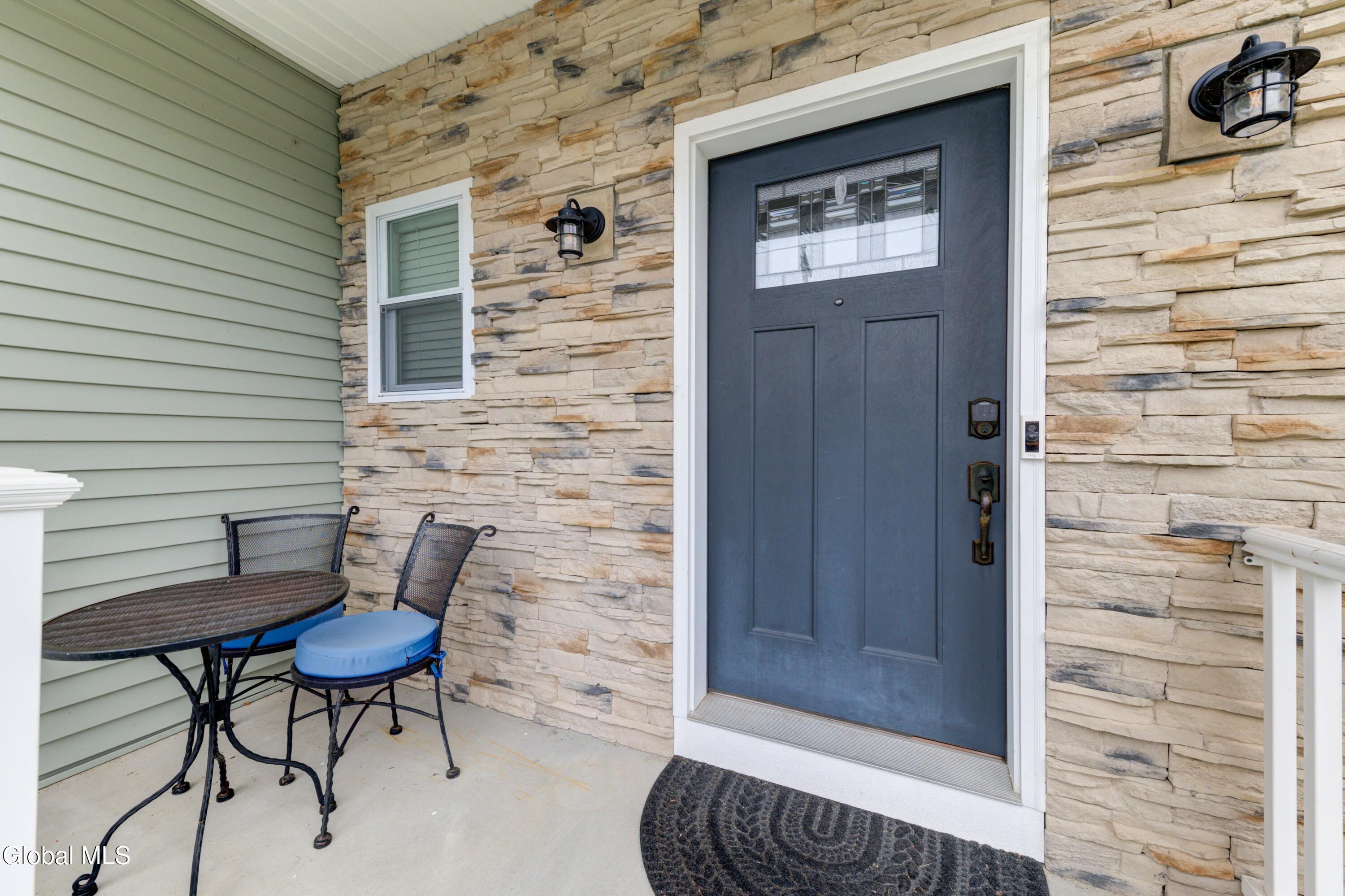 212 Lisha Kill Road Schenectady, NY 12309 - Photo 6 of 50 212 Lisha Kill Rd-2