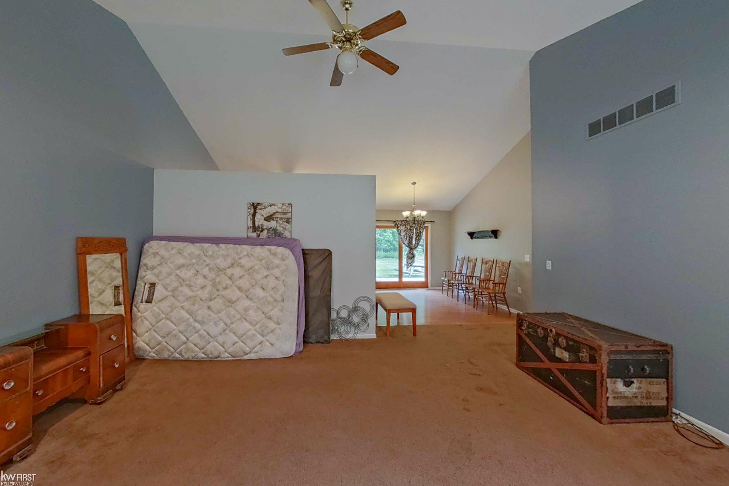 14936 Turner Road Yale, MI 48097 - Photo 6 of 44 50154863-c15966f0-fd8c-45f7-907c-bce5a577d0e5.JPG
