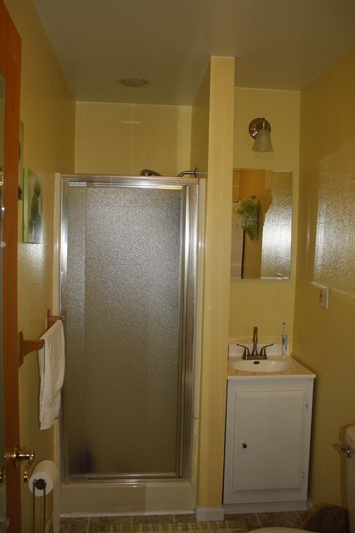 5750 East North County Line Road Edmore, MI 48829 - Photo 24 of 29 1830910-25.JPG