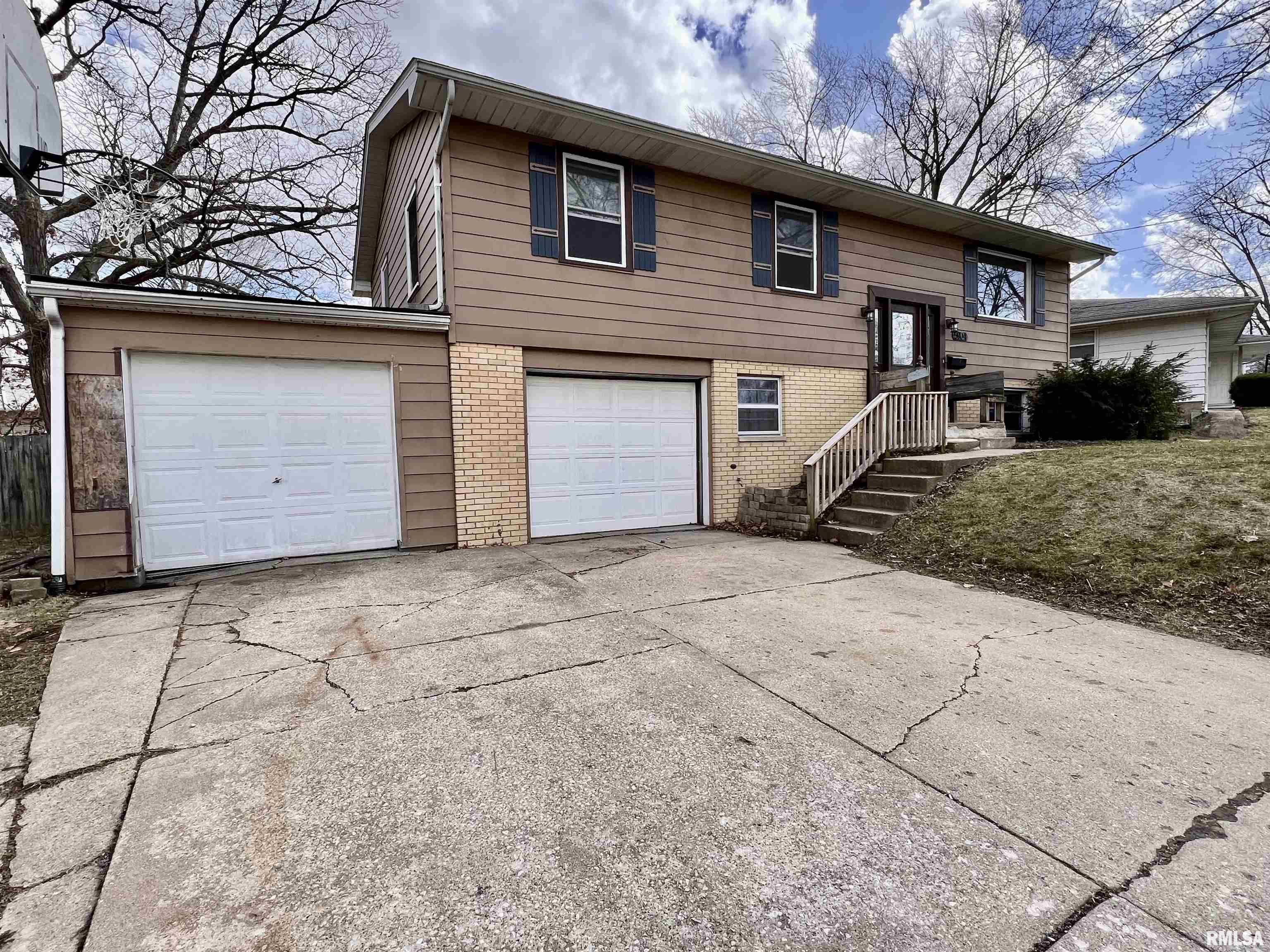 5904 North Hamilton Road Peoria, IL 61614 - Photo 26 of 27 Gallery Image 26