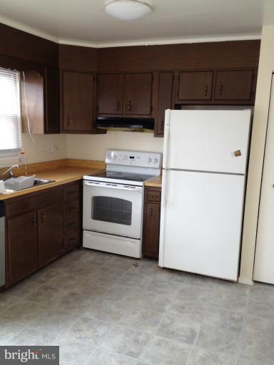 8810 Trimble Way Rosedale, MD 21237 - Photo 6 of 11 Kitchen