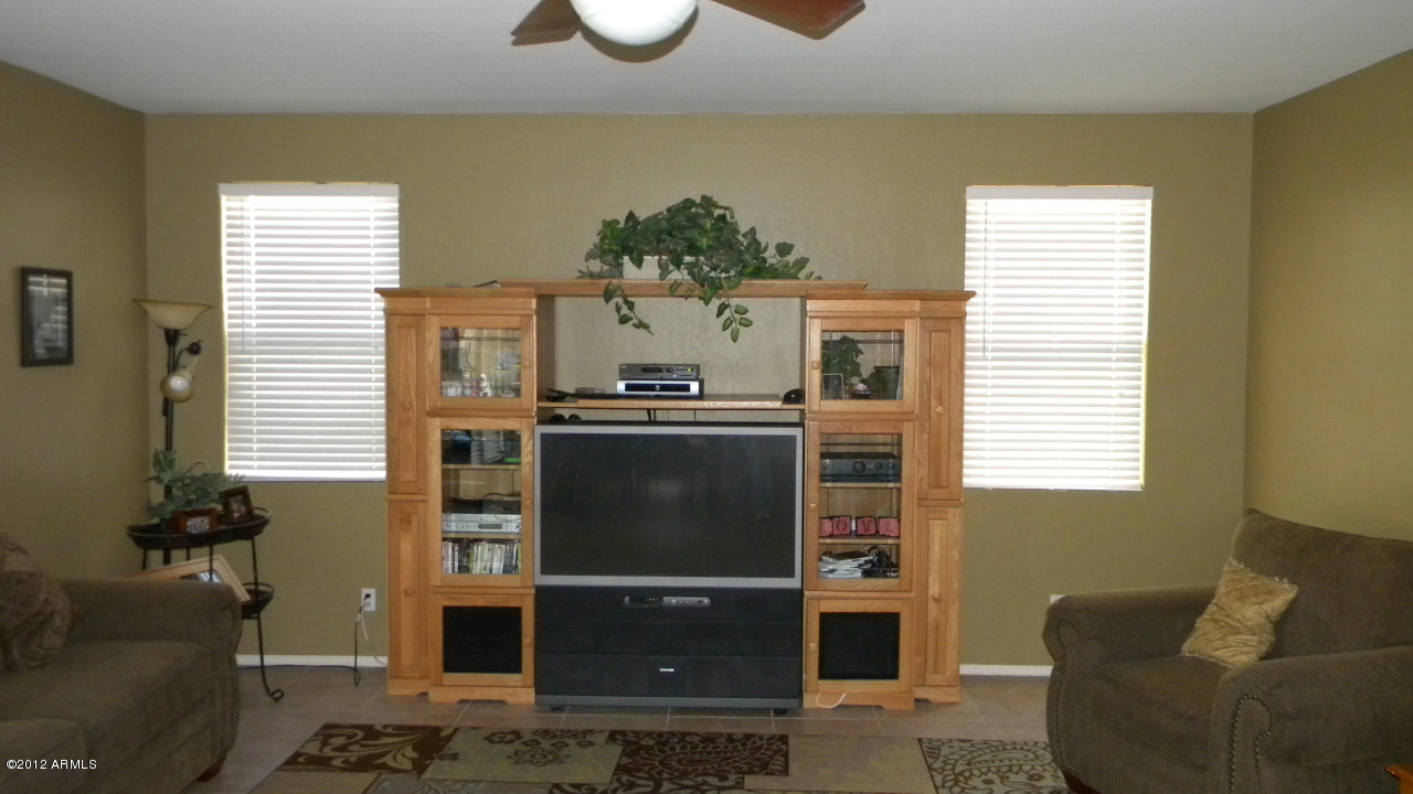 3710 East Kimball Road Gilbert, AZ 85297 - Photo 6 of 31 DEN