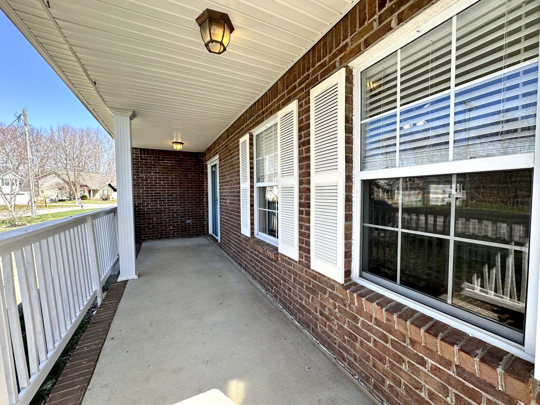 1605 Windriver Road Clarksville, TN 37040 - Photo 5 of 50 Gallery Image 5
