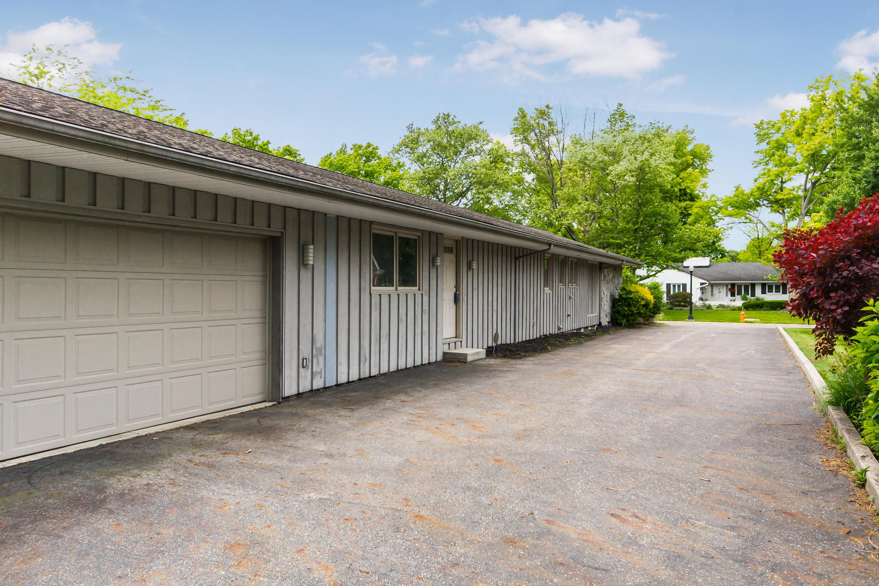 1362 Haddon Road Columbus, OH 43209 - Photo 11 of 55