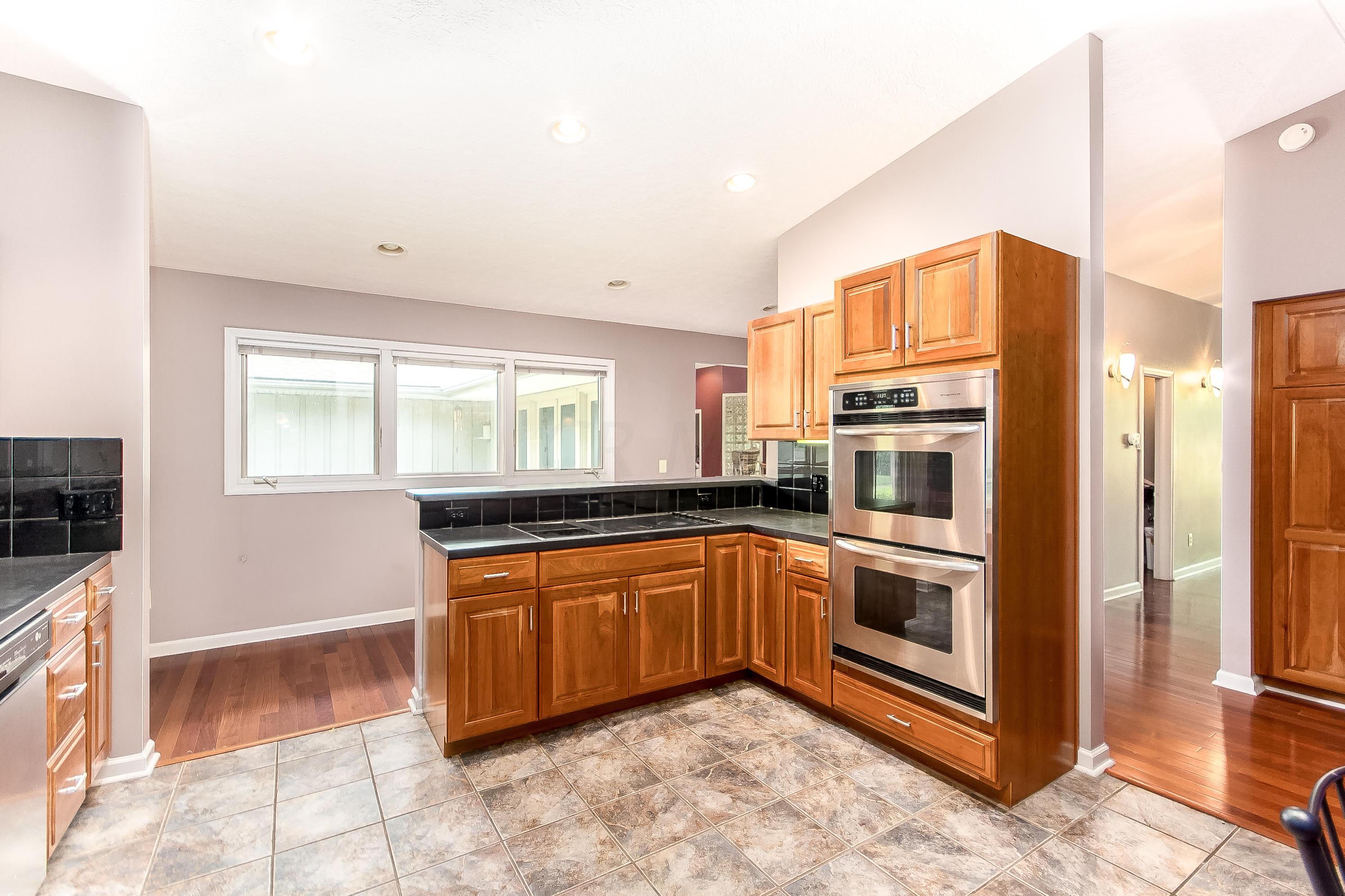 1362 Haddon Road Columbus, OH 43209 - Photo 20 of 55