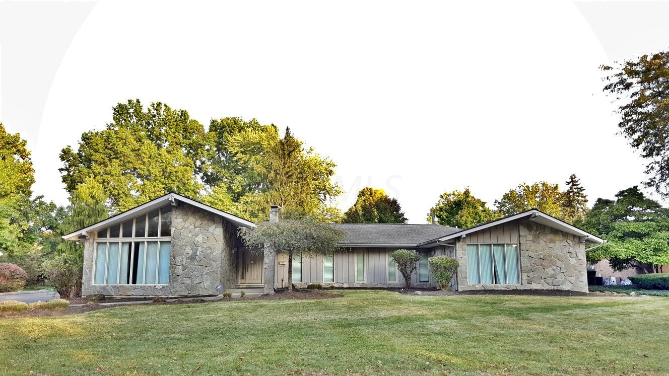 1362 Haddon Road Columbus, OH 43209 - Photo 4 of 55