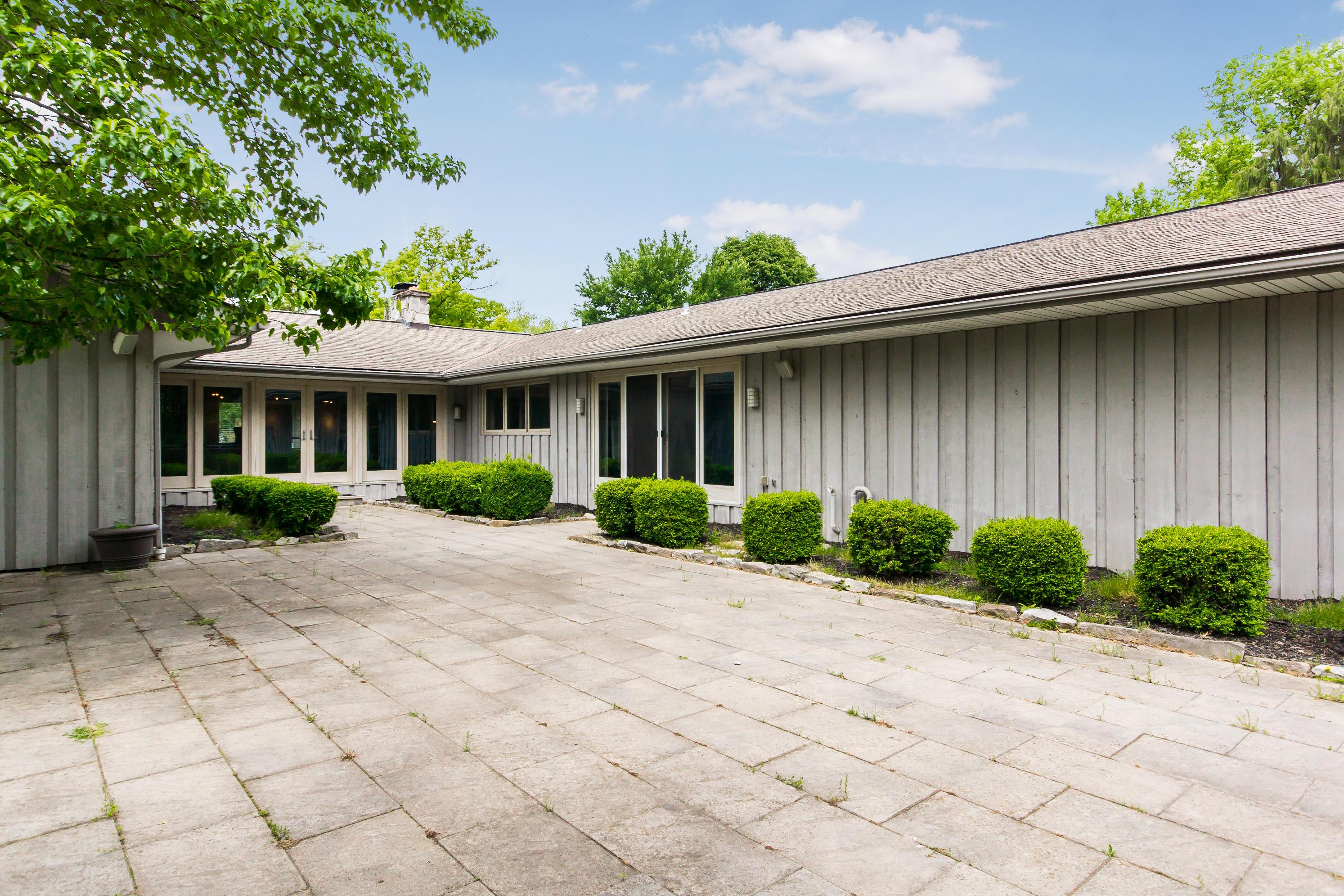 1362 Haddon Road Columbus, OH 43209 - Photo 8 of 55