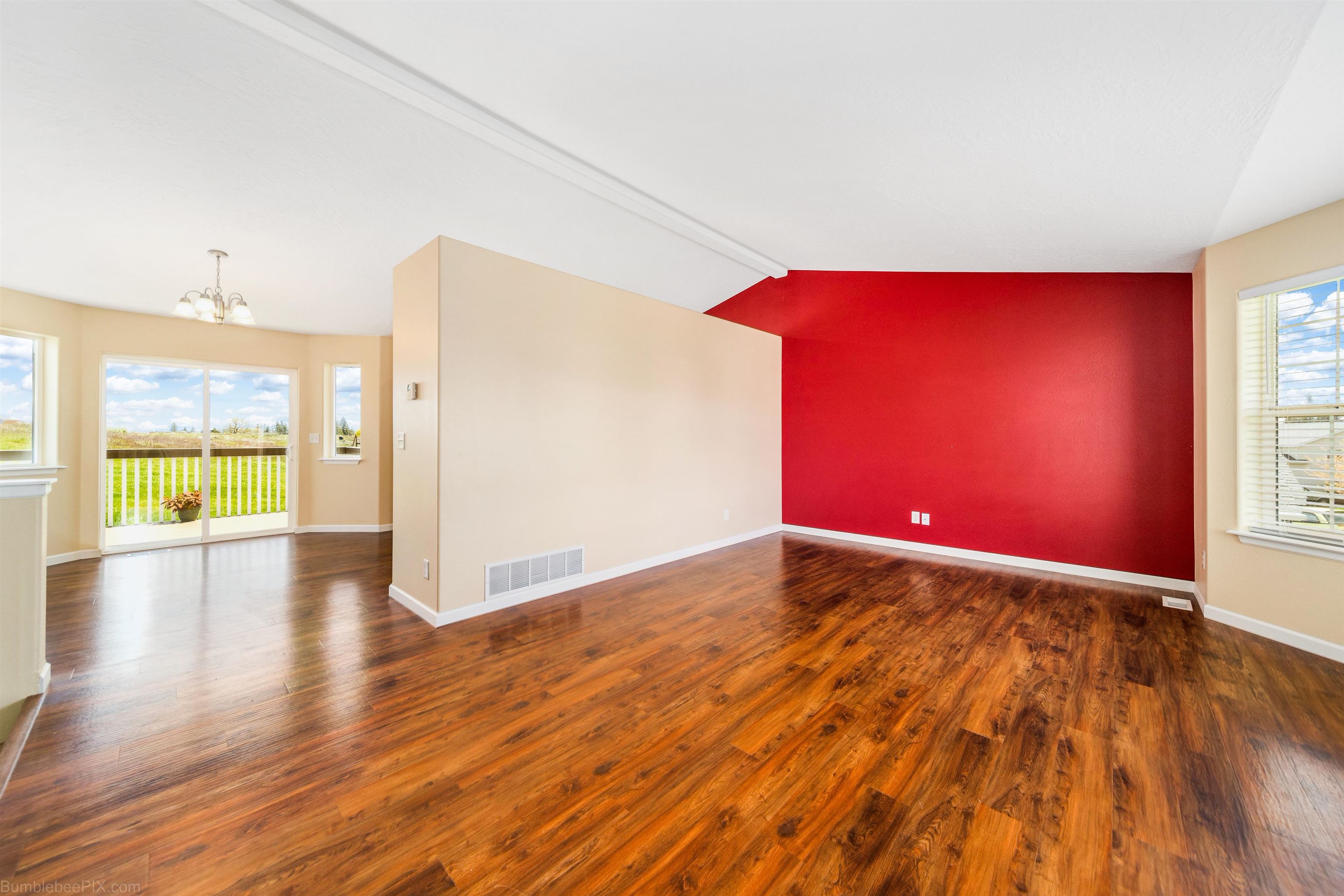 962 North Fox Ridge Road Medical Lake, WA 99022 - Photo 4 of 22 Gallery Image 4