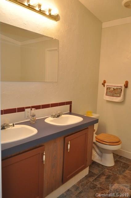 3645 Ridge Court Morganton, NC 28655 - Photo 11 of 23 Gallery Image 11
