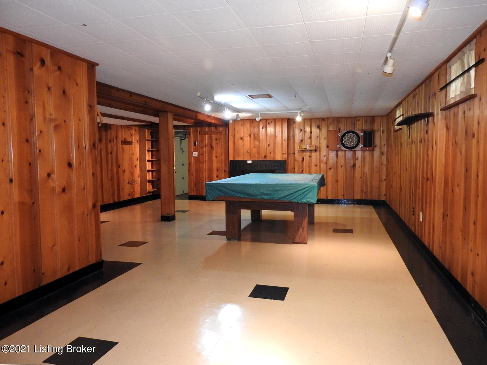 435 Highfield Road Louisville, KY 40207 - Photo 36 of 41 39. Basment 03