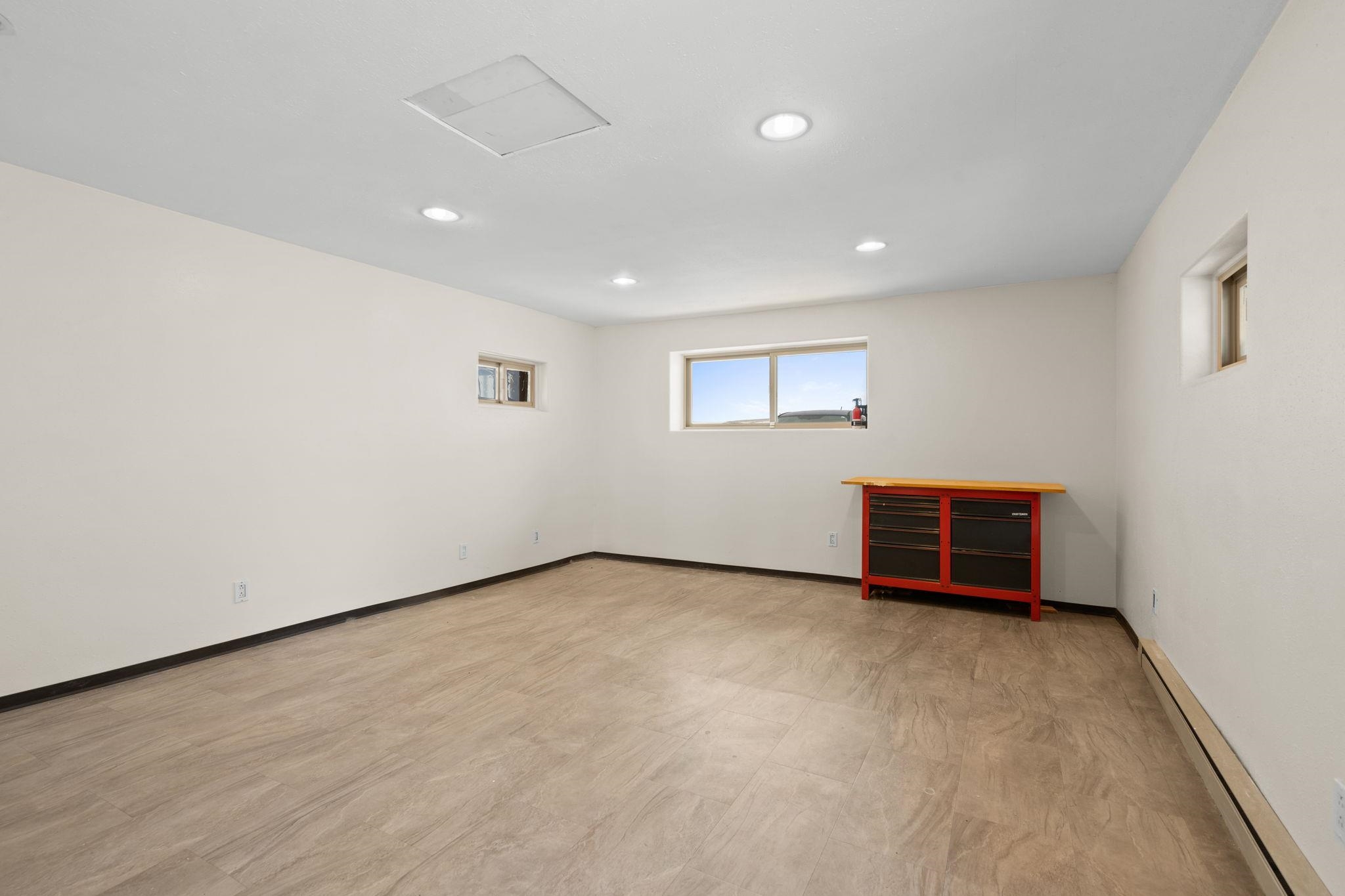 15915 West Silver Lake Road Medical Lake, WA 99022 - Photo 32 of 41