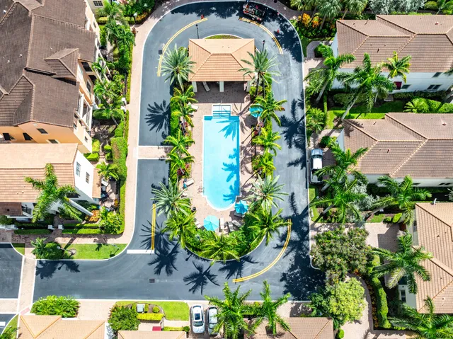 $5,000 | 34 Northwest 7th Street, Unit 34, Boca Raton, FL 33432