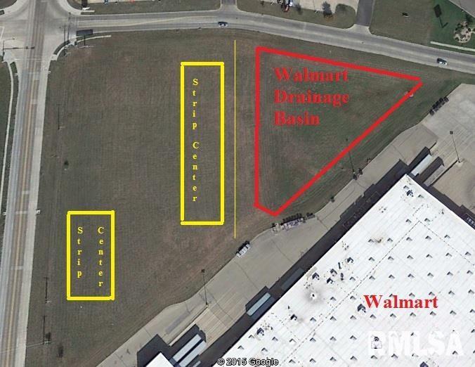 2401 Manufacturing Drive Clinton, IA 52732 - Photo 17 of 17 a view of an entryway