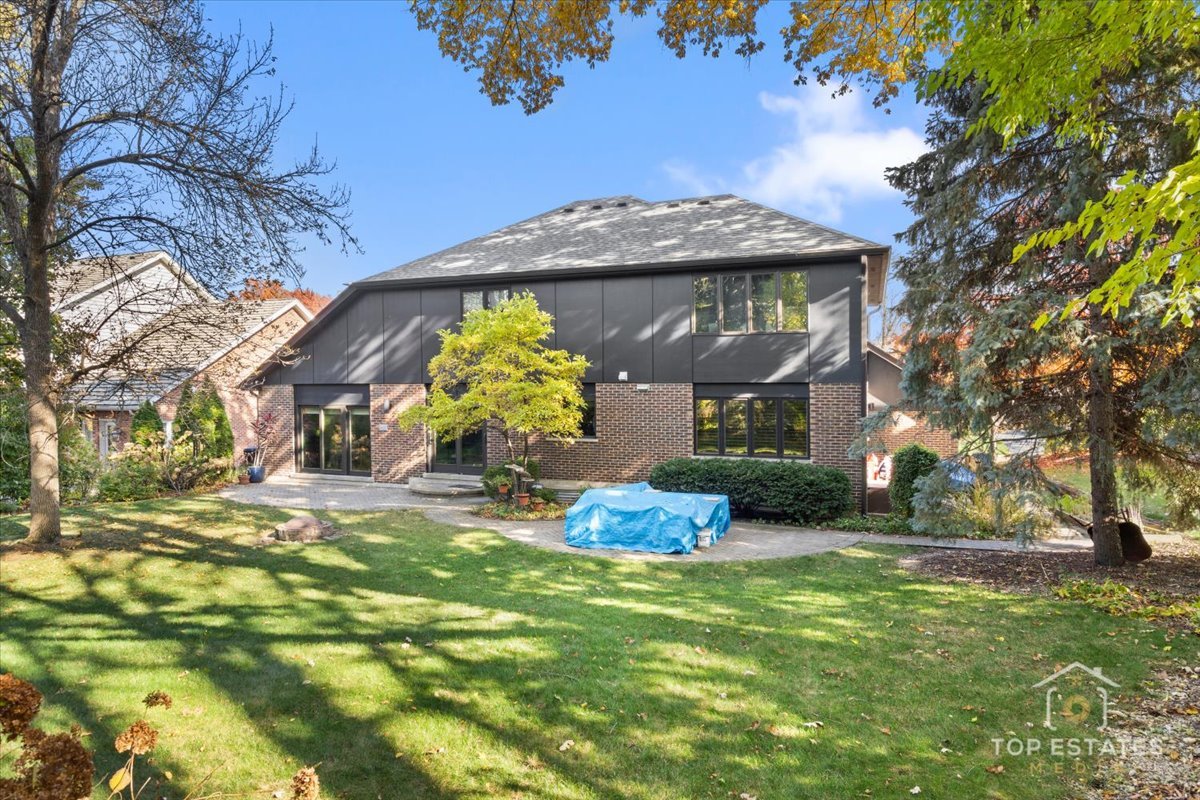 7612 Ridgewood Lane Burr Ridge, IL 60527 - Photo 25 of 32 Gallery Image 25
