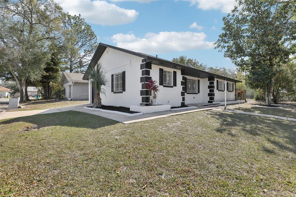4425 Signal Hill Road Orlando, FL 32808 - Photo 2 of 25 Gallery Image 2