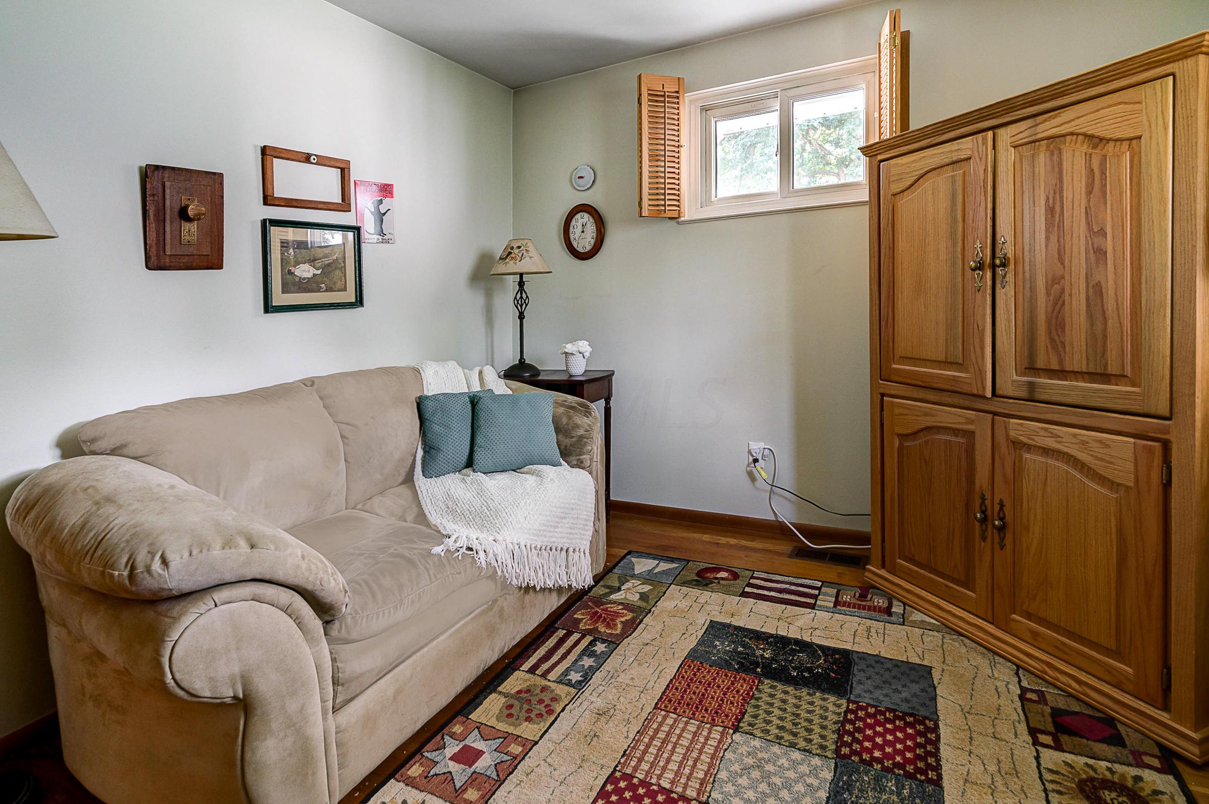 5251 Roche Place Columbus, OH 43229 - Photo 19 of 26 Gallery Image 19