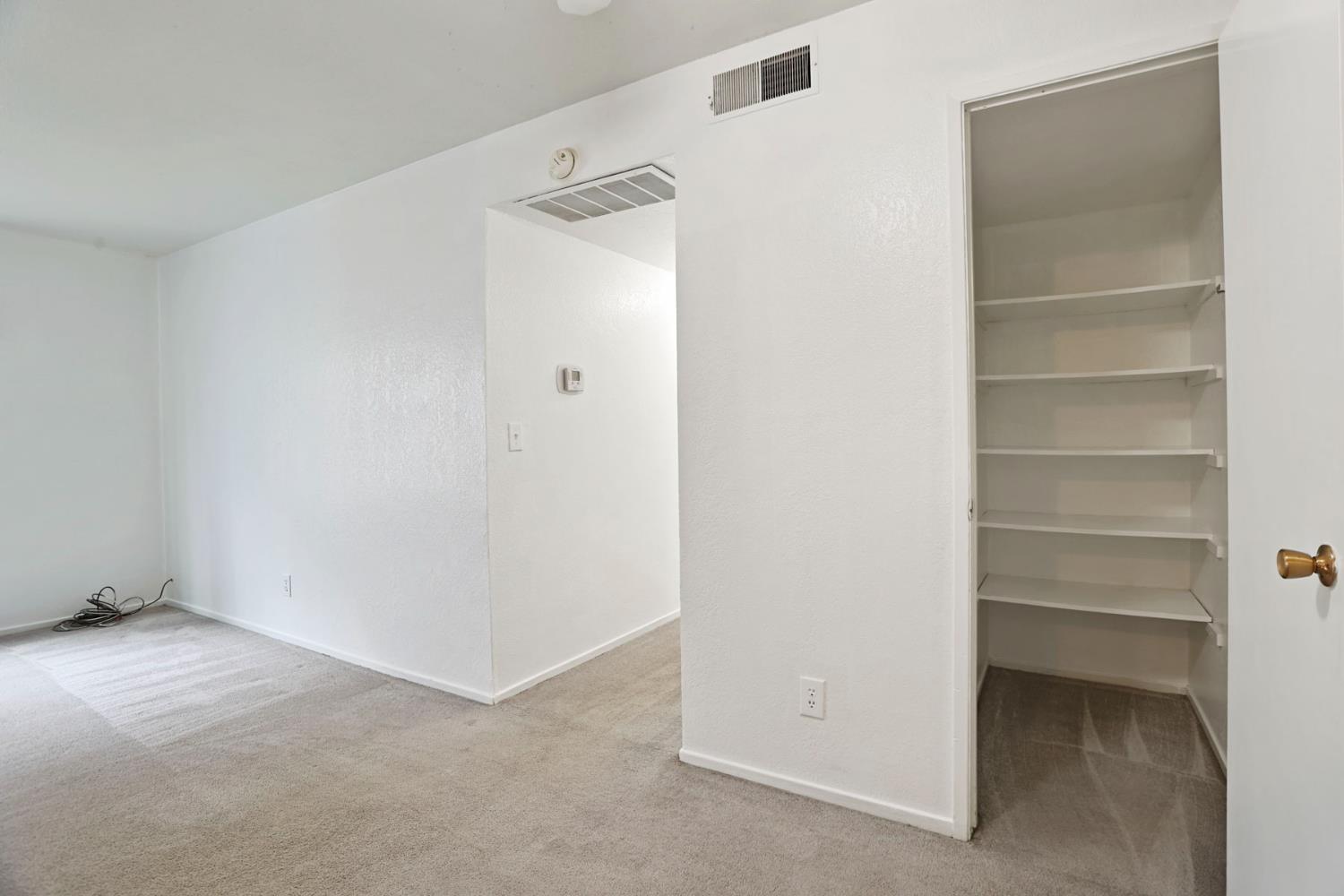 6724 Plymouth Road, Unit 97 Stockton, CA 95207 - Photo 12 of 28