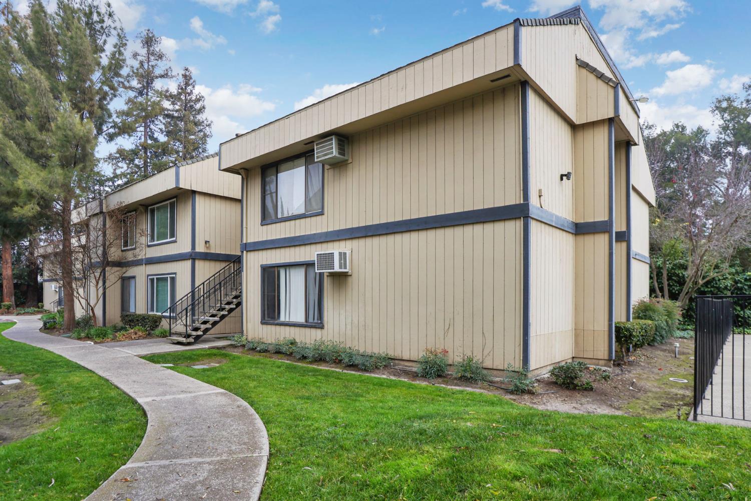 6724 Plymouth Road, Unit 97 Stockton, CA 95207 - Photo 4 of 28