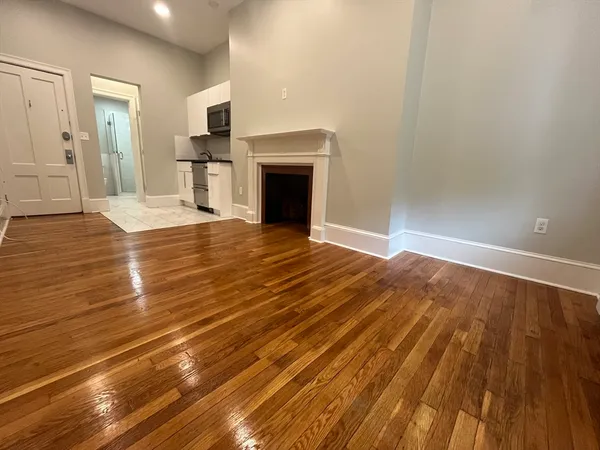 $2,595 | 399 Marlborough Street, Unit 6, Boston, MA 02115