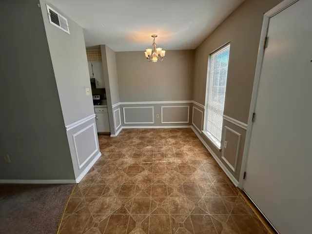 $1,750 | 900 Mountain Creek Road, Unit D59, Chattanooga, TN 37405