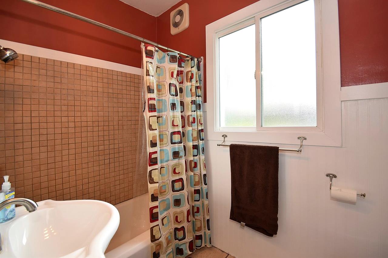 2726 Ella Road Spokane Valley, WA 99212 - Photo 12 of 20