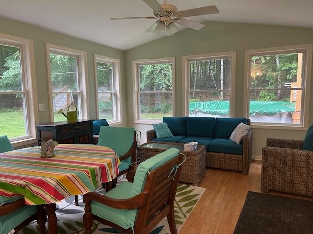 91 Hovey Road Londonderry, NH 03053 - Photo 3 of 33 Gallery Image 3