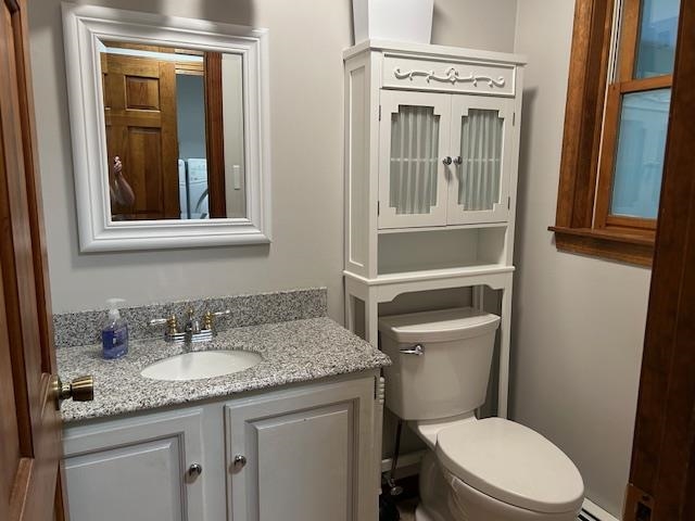 91 Hovey Road Londonderry, NH 03053 - Photo 5 of 33 Gallery Image 5