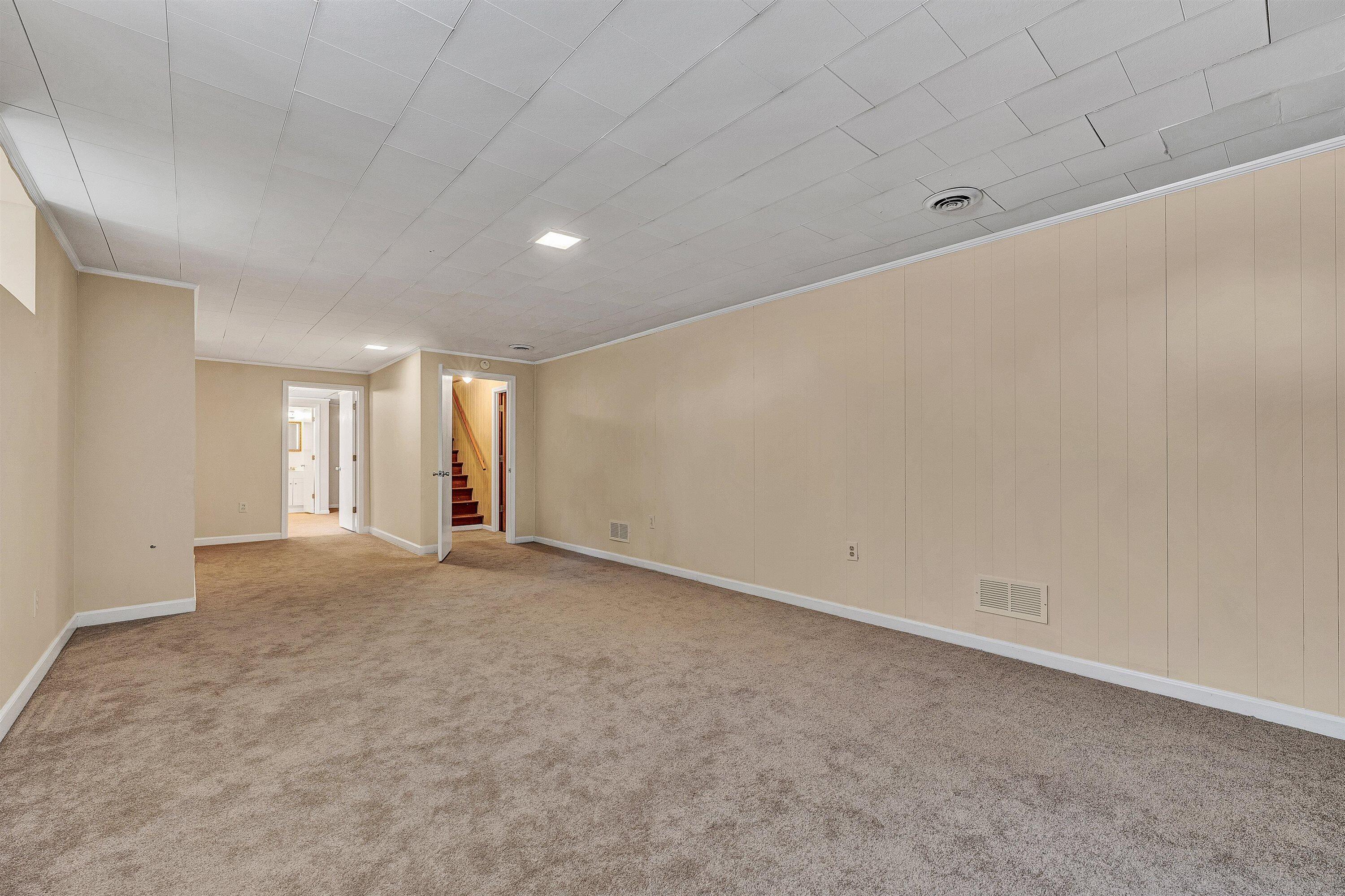 423 Highfield Road Salem, VA 24153 - Photo 29 of 45 25-DSC08917