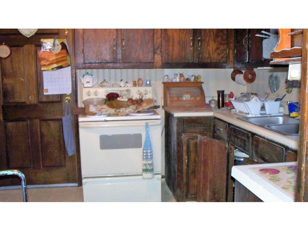 408 Ridge Avenue Appalachia, VA 24216 - Photo 6 of 7 Photo 6