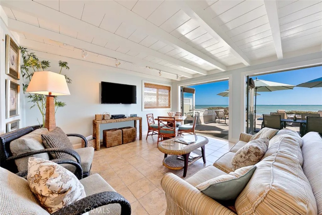 35087 Beach Road Dana Point, CA 92624 - Photo 7 of 31