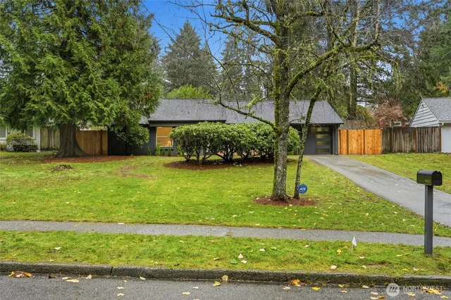 $1,099,900 | 16512 18th Avenue Northeast, Shoreline, WA 98155