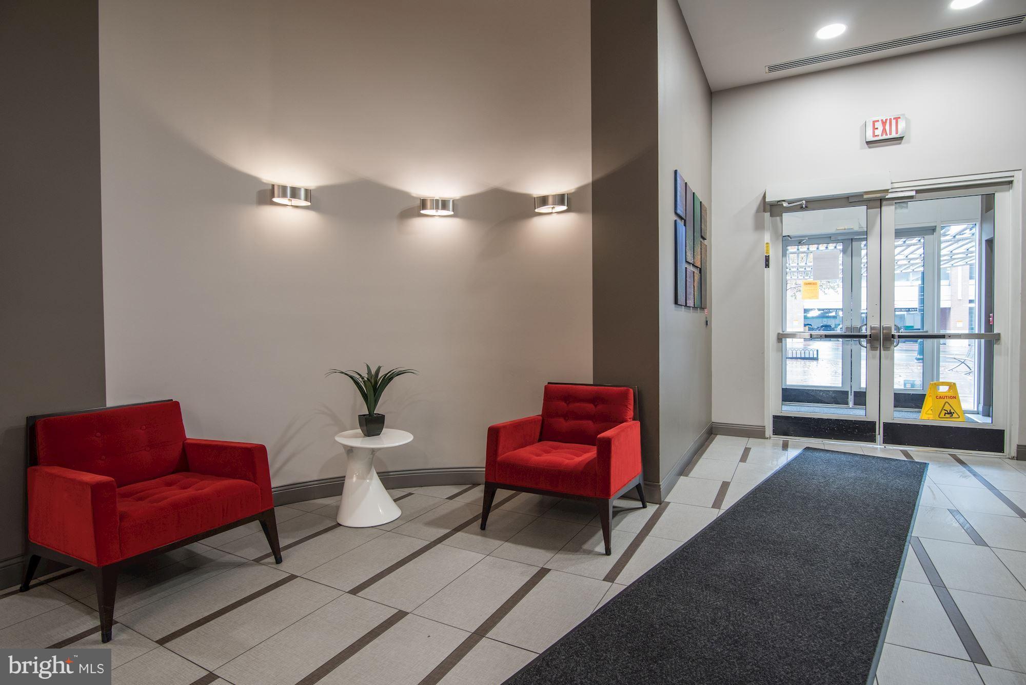 930 Wayne Avenue, Unit 904 Silver Spring, MD 20910 - Photo 4 of 24 Gallery Image 4