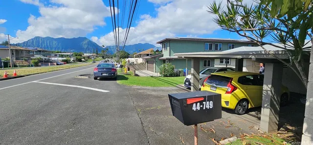 $3,800 | 44-749 Kaneohe Bay Drive, Kaneohe, HI 96744