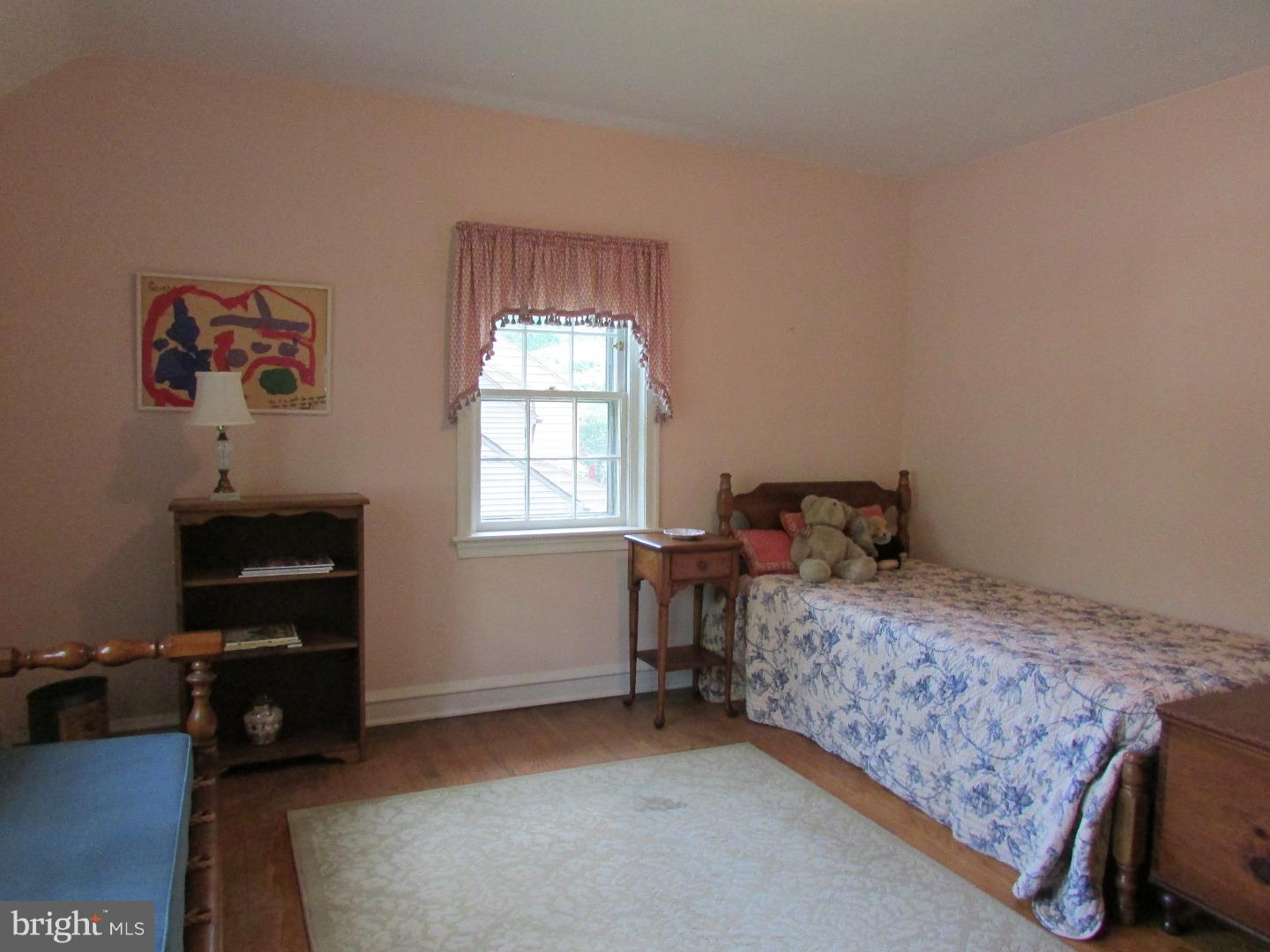 609 Bridle Road Glenside, PA 19038 - Photo 12 of 19 Gallery Image 12
