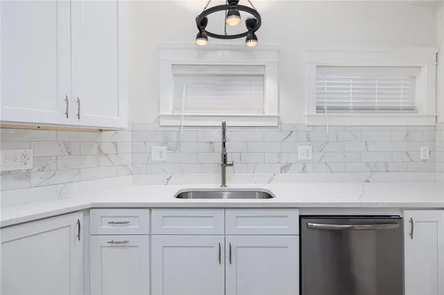 $2,650 | 56 Sutton Street, Unit 6, Providence, RI 02903