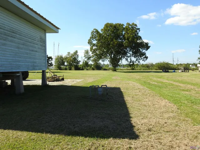 $200,000 | 5018 Bayouside Drive, Chauvin, LA 70344