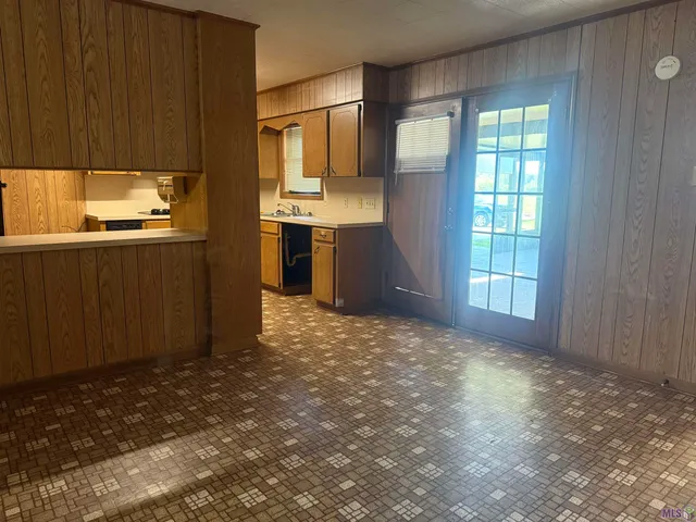 $200,000 | 5018 Bayouside Drive, Chauvin, LA 70344