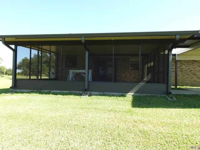 $200,000 | 5018 Bayouside Drive, Chauvin, LA 70344