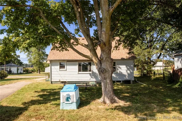 $189,000 | 3485 East Bradford Road Northeast, Greenville, IN 47124