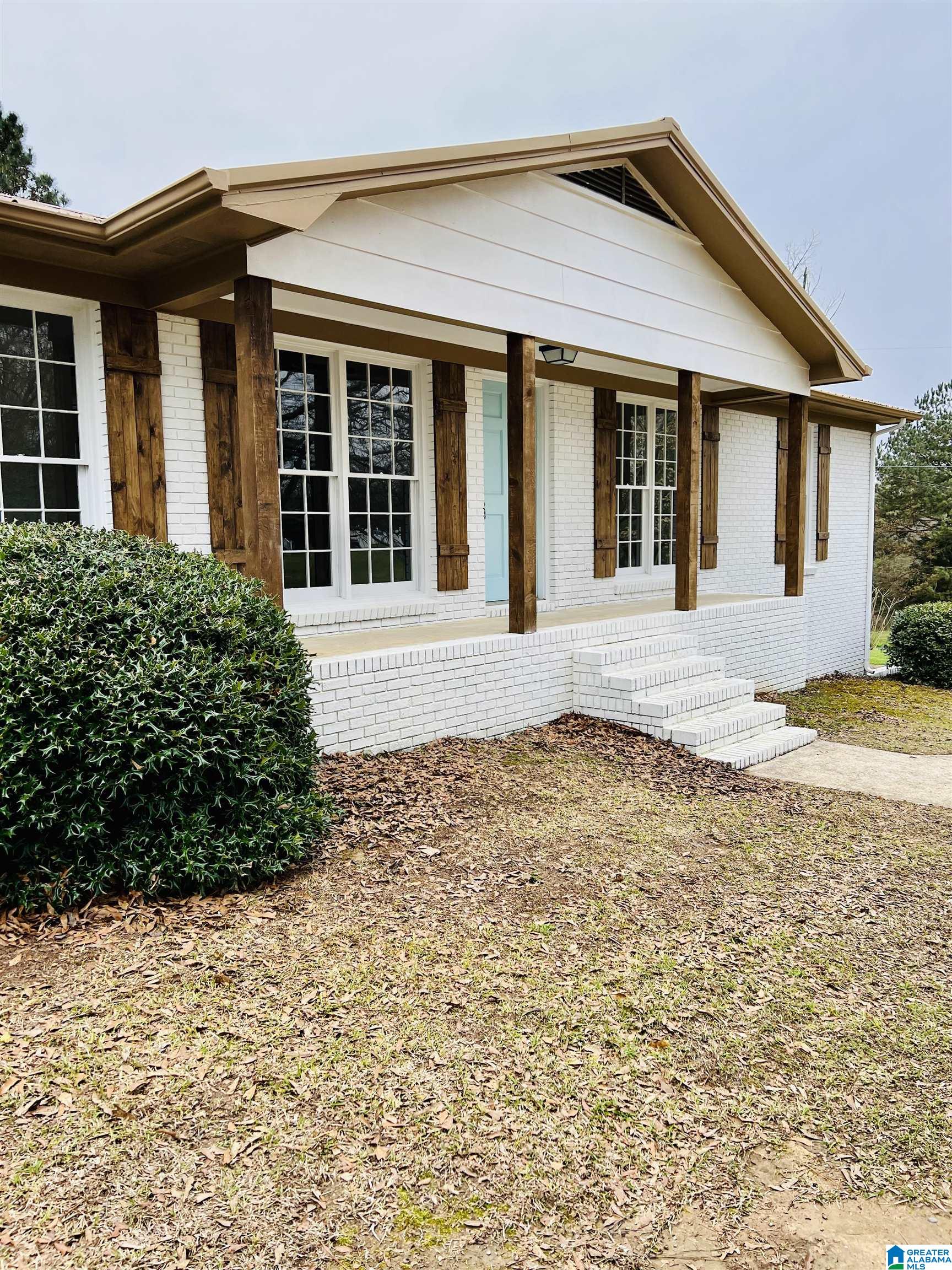 1800 Lazy Y Road Hayden, AL 35079 - Photo 2 of 25